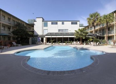 Amerihome Inn & Suites Houston Airport North Dış mekan fotoğraf