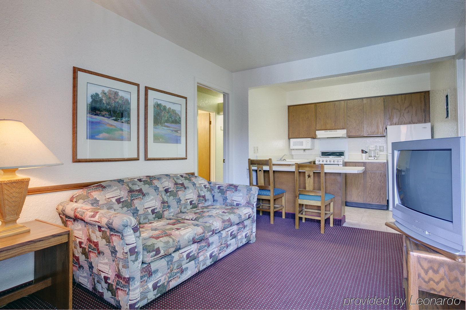 Amerihome Inn & Suites Houston Airport North Oda fotoğraf